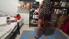 Chubby bbw mom cleans the room