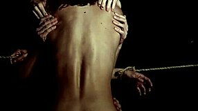 Hey, hands turn into a dark squirting fantasy