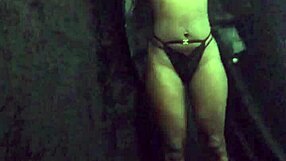 Naked Photo Shoot With Curvy Babe?