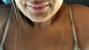 treinando academia de biquíni fio dental de frente de um hotel em copacabana rj e um hóspede estava me filmando e batendo punheta vendo meu rabo com o biquíni rasgado no meu cu que tesão que deu