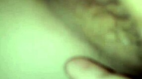 I observe the chich vo voyeur scene.