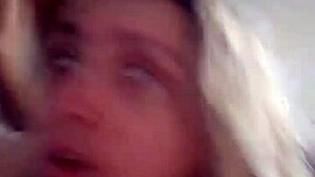 Que delicia que me den encuatro y me hagan venir de lo rico y chuparla toda.