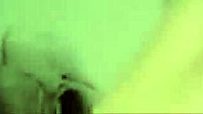 Эй, видел эту компиляцию блондинок в дикой оргии? Это безумие!