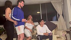 Mijn vriendin en ik ruilen vriendjes voor een gekke nacht