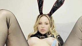 Cute Bunny Enjoys Clit Caresses