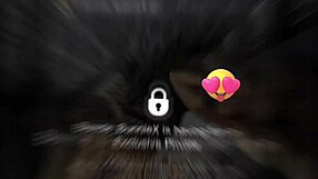 blondebunny8 - milf cam girl plays with pussy for strangers