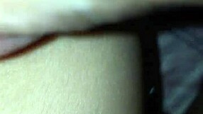 I observe the chich vo voyeur scene.