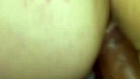 Que delicia que me den encuatro y me hagan venir de lo rico y chuparla toda.