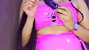 i watch 18 year old girl masturbate she's so sexy and exciting