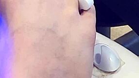 What if shemale gets her foot fetish done?