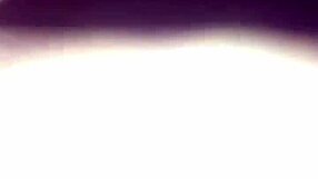 Big Ass Honduran Girl Shows Off Her Culona