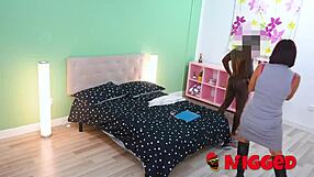 The Hottest Secretary Sandra V Reviews Novice In Casting.