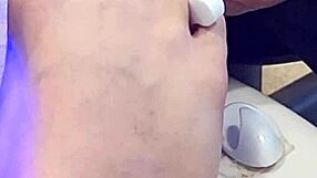 What if shemale gets her foot fetish done?