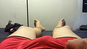 Watch me masturbate so intensely right now!