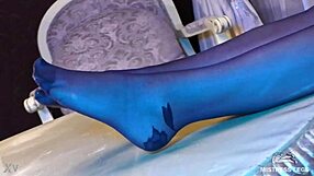 Sexy Goddess In Black Pantyhose Teases With Feet