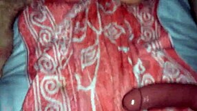 Gozando solo en la escena