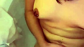 Oh, Dulce Como Candy Masturbates Her Skinny Ass So Provocatively!