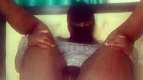 Angela Oxo Bouncy Booty Teasing With Dildo