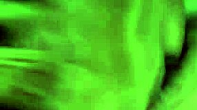 Blue-eyed amateur sucks for mouthful of cum!