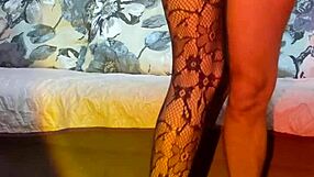 Smuk øm sex samling fra modent par - hjemmelavet milf kone i strømper og lingeri