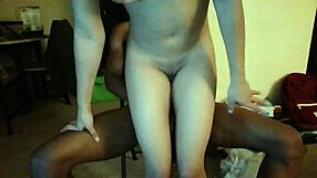 Cewek Mantan Nakal 18+ Naik Keras