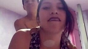 Le doy con todo hilo sin quitarle la faldita