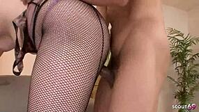 和丰满日本熟女渔网袜疯狂
