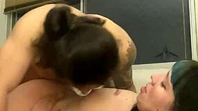 Nos ponemos calientes esperando la pizza mientras el repartidor se demora