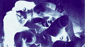 i love these vintage erotic drawings from the antique era