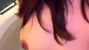 Oh, Dulce Como Candy Masturbates Her Skinny Ass So Provocatively!