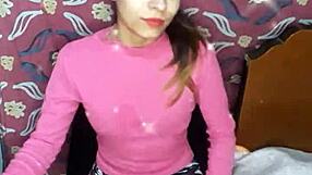 Bonneyuwu does her petite workout routine before homemade recording