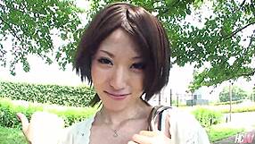 Hot japansk babe Mizuki får fisse fyldt med pik og cum