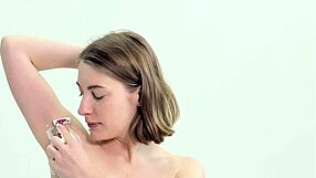 sweet teen shaving herself