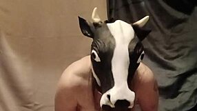 Upokarzam niewolnicę lewatywą i analnym brudem