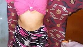 Bonneyuwu does her petite workout routine before homemade recording