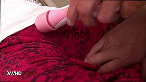 Yuwa Tokona Blows and Takes Cumshot in Group Sex