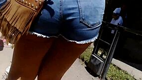 Amazing ass delight spotted in Rome!