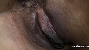 Die rote zora von berlin enjoys solo fingering to orgasm