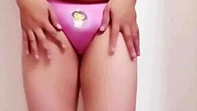 Indian beauty says, I dance nude in hot mujra for you tonight