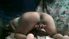 Lucia vanesa travesti masturbates intensely