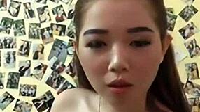 섹시한 아시아 미녀의 큰 가슴이 야하게 날뛰는 모습 어때?