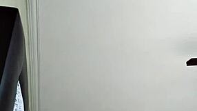 Bold Fucking Session in Hidden Cam Motel with Amateur Milf Lover