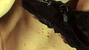 Madura Gostosa Cavalgando