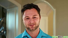 Masajista adolescente tetona prepara cliente para masaje nuru en ducha - Brad Sterling Charlotte Sins