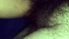 Makka me pide que penetre su panocha peluda