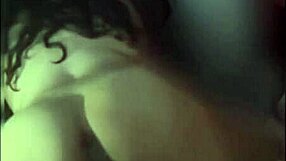 Latina Doña Mary Gives Rich Sentones in Gym Cunilingus Video