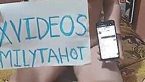 who's flashing that big ass in handcuffs for fun?