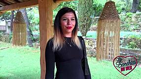 Gwen Belle Femme Sen Prend Plein La Chatte