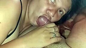 Watch me suck this sexy dick