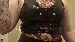 Do You Like Me Putting On Makeup With Lovesense In?